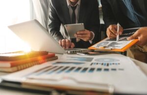 Consult by Momentum provides criteria for finding a financial advisor